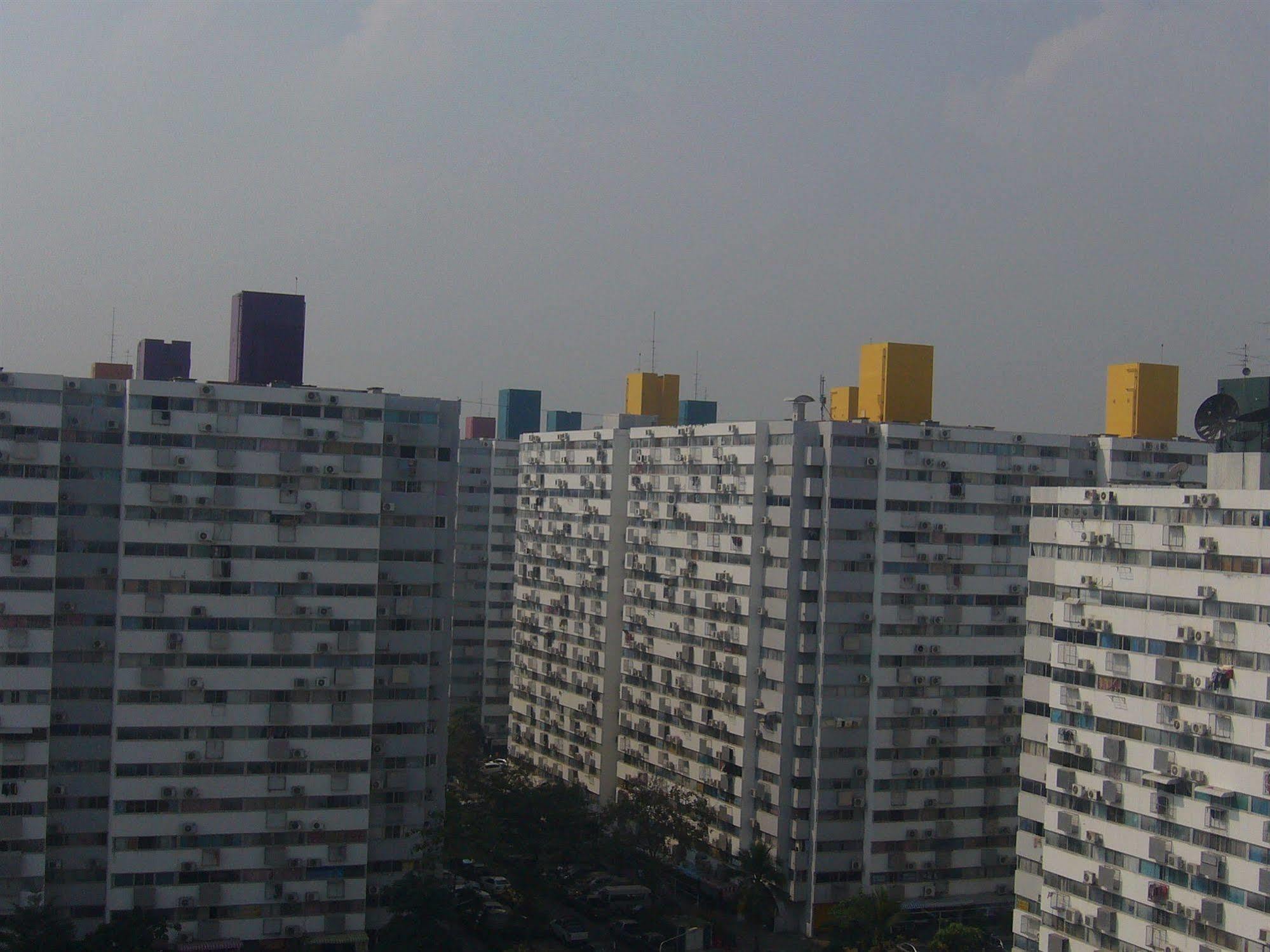 Impact Muang Thong Thani Service Condominium Bangkok Dış mekan fotoğraf